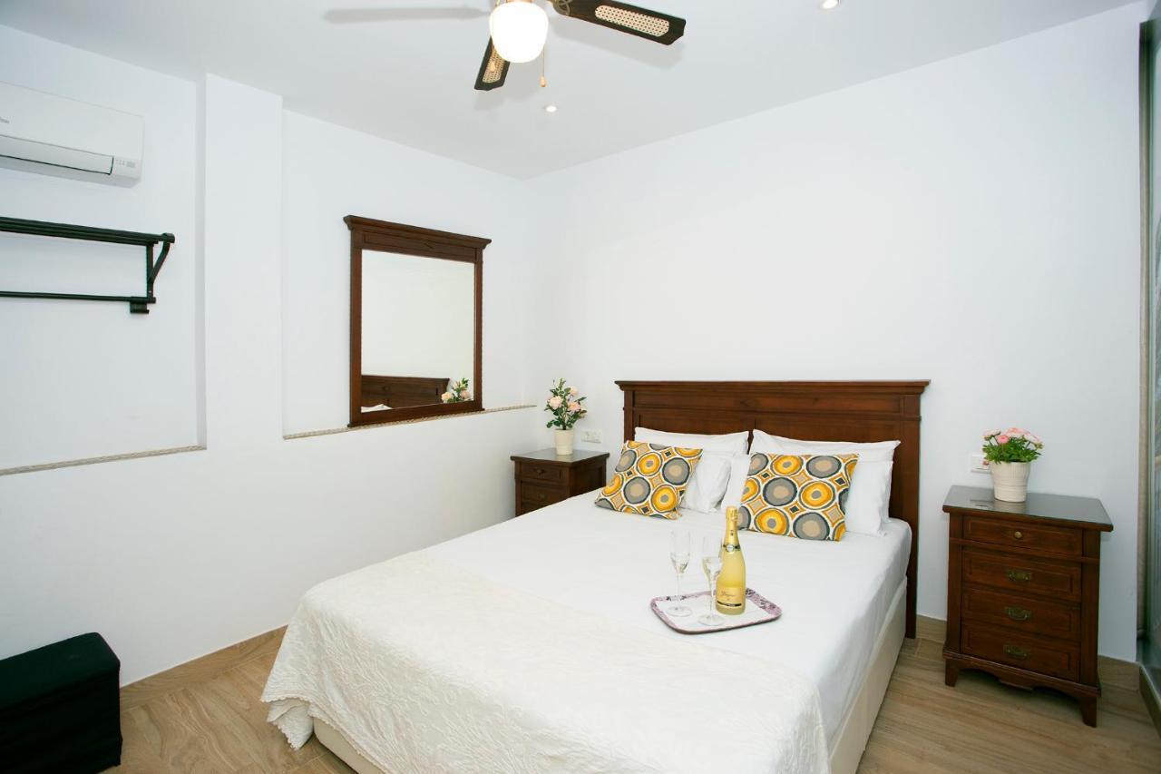 Fresh, Relax & Sun Historic Center Apartment Malaga Exterior photo